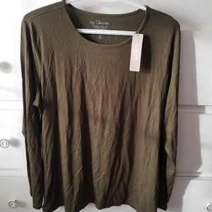 NWT green top